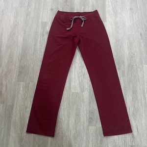 Figs Livingston scrub pants. Size small Tall. Burgundy color
